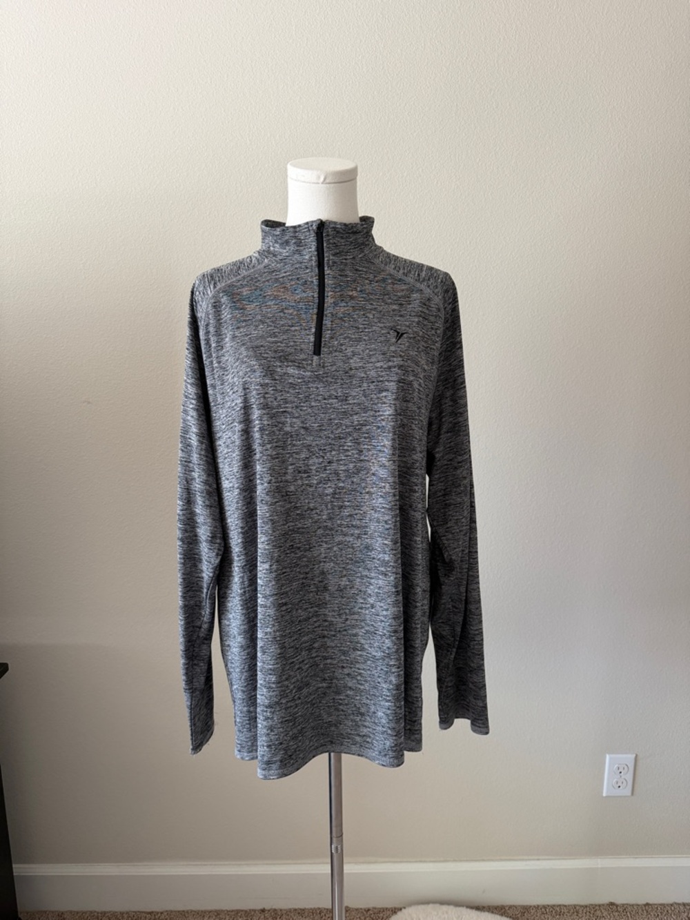 Old Navy Men's Black/Gray Heather Half-Zip Pullover